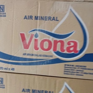 Viona Air Minum Dalam Kemasan (Air Mineral)