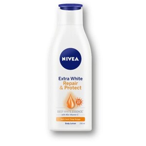 Nivea Extra Bright Repair & Protect SPF15 PA+ Body Lotion